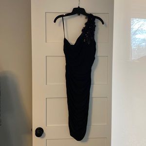 Brand new, tags off but didn’t wear it, stunning ruched gown